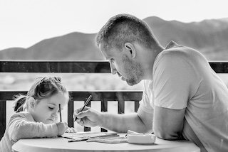 Parents Should Tell Their Children Every day- a father and his daughter