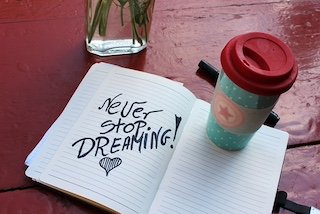  monday motivation- never stop dreaming